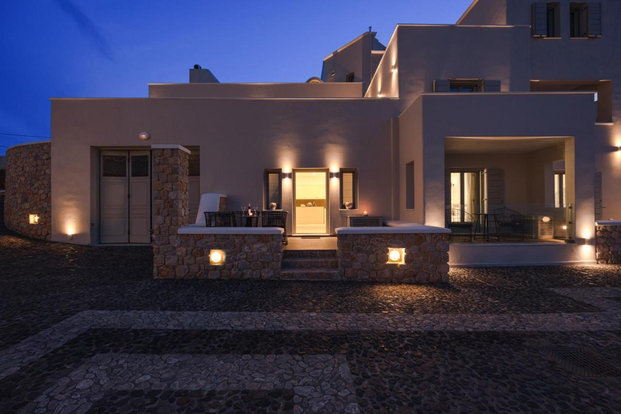אימרוביגלי Santorini Grand Luxury Villas מראה חיצוני תמונה